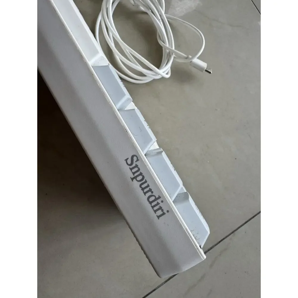 Snpurdiri 2.4G Wireless Gaming Keyboard With Dongle Used